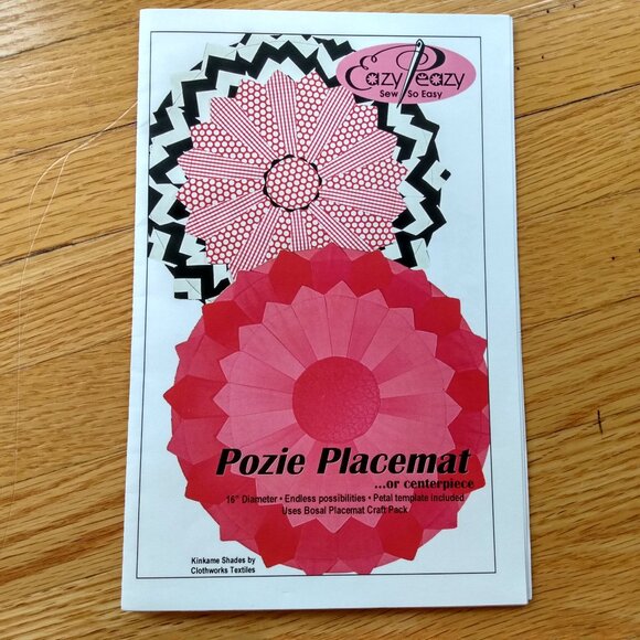 Pozie Placemat Centerpiece Quilting Sewing Pattern 16" Round Flower Eazy Peazy - Picture 1 of 8
